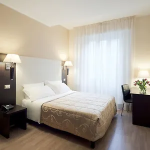 3* Hotel Aurora