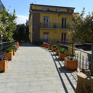  Hostal Pavia Ostello